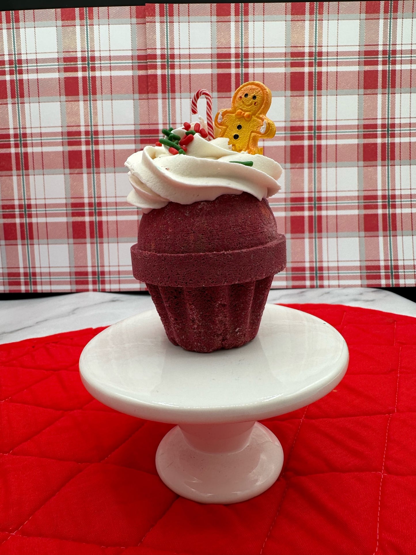 Gingerbread Brûlée Cupcake