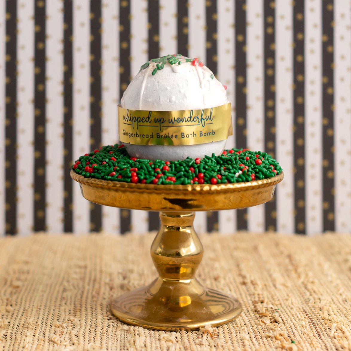 Gingerbread Brûlée Bath Bomb - Whipped Up Wonderful