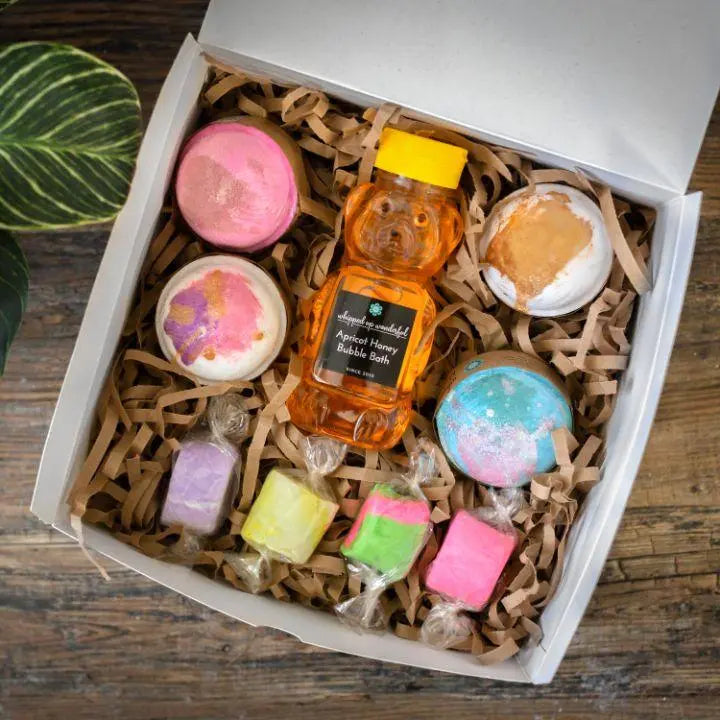 Medium Bath Gift Box Set - Whipped Up Wonderful