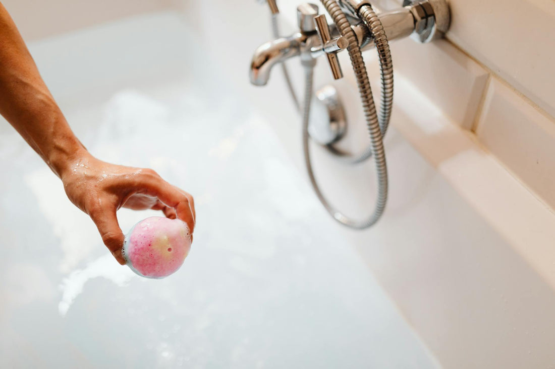 Gifting Made Bubbly: Creating Bath Bomb Gift Boxes That Wow