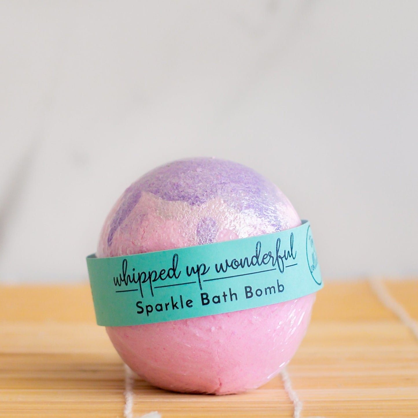 Sparkle bath Bomb - Whipped Up Wonderful